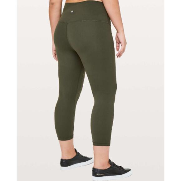 Lululemon Women's Align Crop 21" Olive Green High Rise Yoga Pants Size 4 - Picture 1 of 7